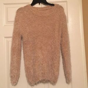 CHIC TAN AND CREAM FUZZY SWEATER